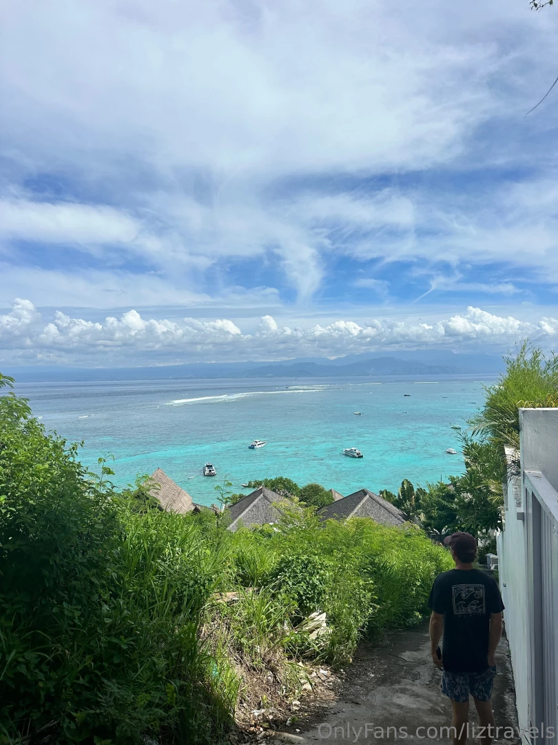 No filter- the water really looks like that and so do my boobs 