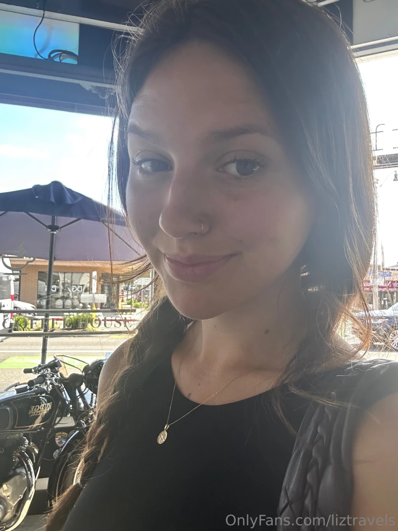 Anyone around to chat today i m having a lazy sunday in bed travel can 