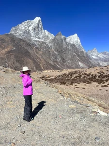 It might look sunny but it s absolutely freezing cold everestbasecamp