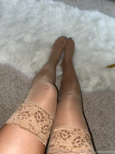 More nylons as requested if you ever want to see a certain pose or a part 2