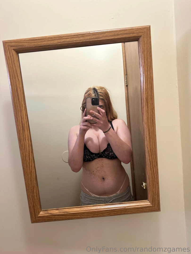 I love how i look in mirror selfies 
