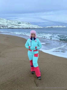 Weekend getaway where the ice kisses the ocean and the views take your