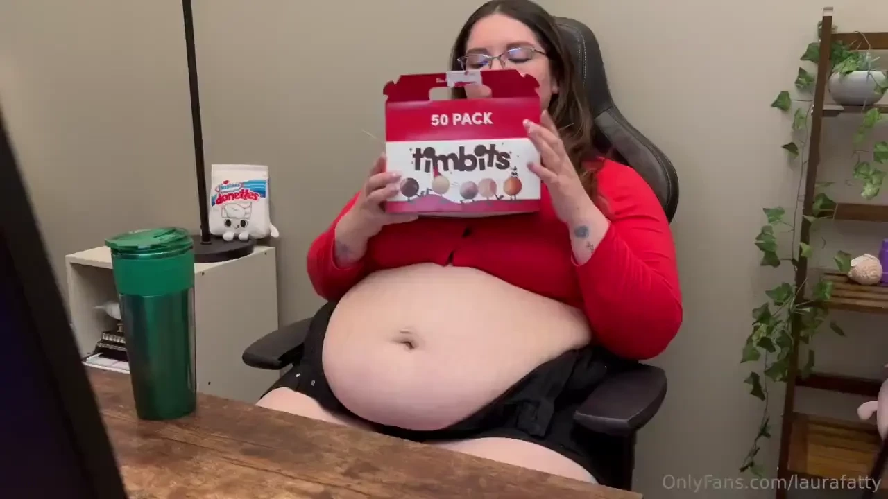 How a secretary should look by the end of the workday 