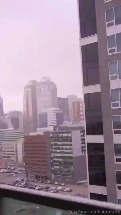 Imagine you arrive to your blind date and i am the date what would it 