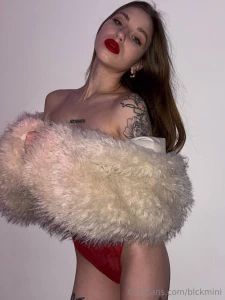 She l_hunnybunny_l needs your cock more than ever this beauty will part 269