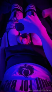 I m so conflicted on one hand this massage gun makes me feel sick with