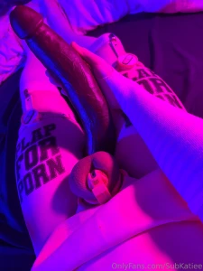 Rare lil behind the scenes pic i don t compare at all to this