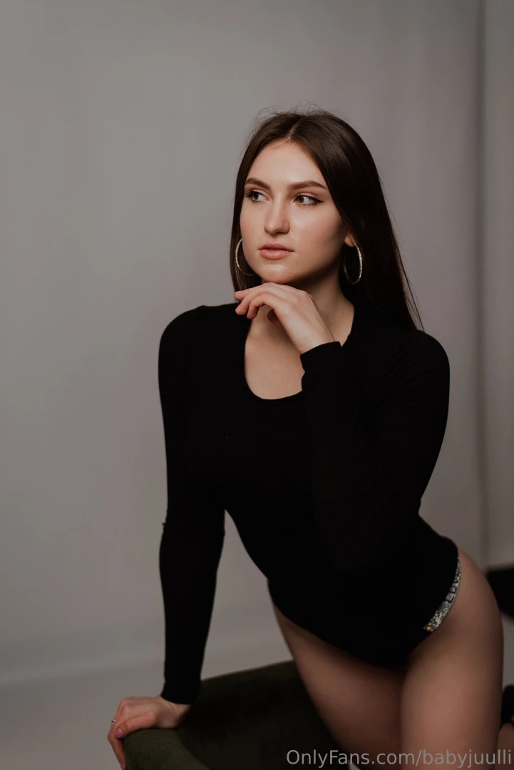 Showing legs which photo did you like best 1 2 or 3 part 1 