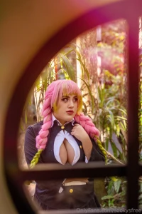 Mitsuri incoming here s are some sfw shots of my mitsuri kanroji