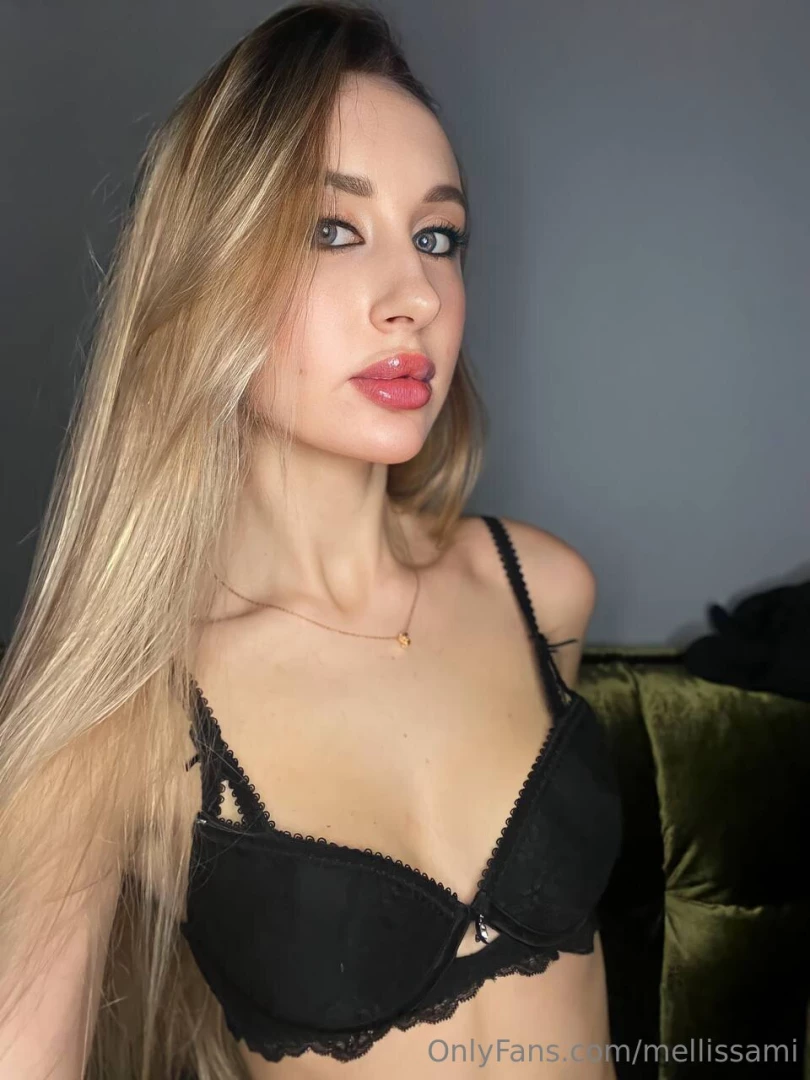 Selfie time i m not a fan of this type of photos buuut if you like it part 1 