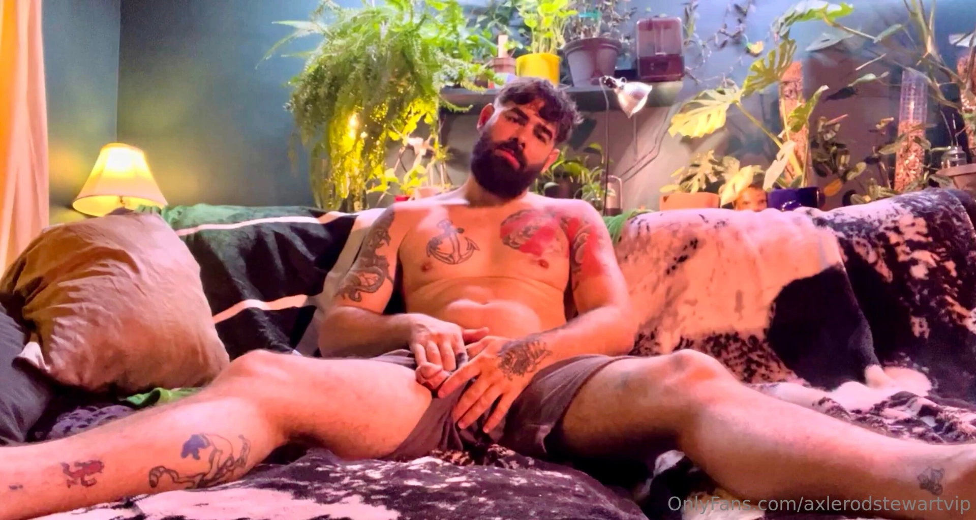 Good morning vips here s some more sneak leaks and a few screenshots 