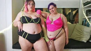 Neon vibes with anniethymeforyou but all i want is to be naked