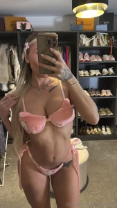 Can you hold these for me part 113