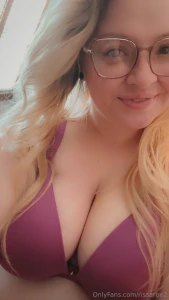 I really wanna make out with a chick how would ya ll feel about that