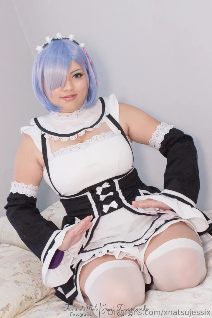 14 - rem - re zero what you will find on this set feet focused pics 
