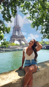 Hey everyone i m on vacations