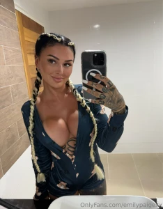 This dress just an excuse to tease