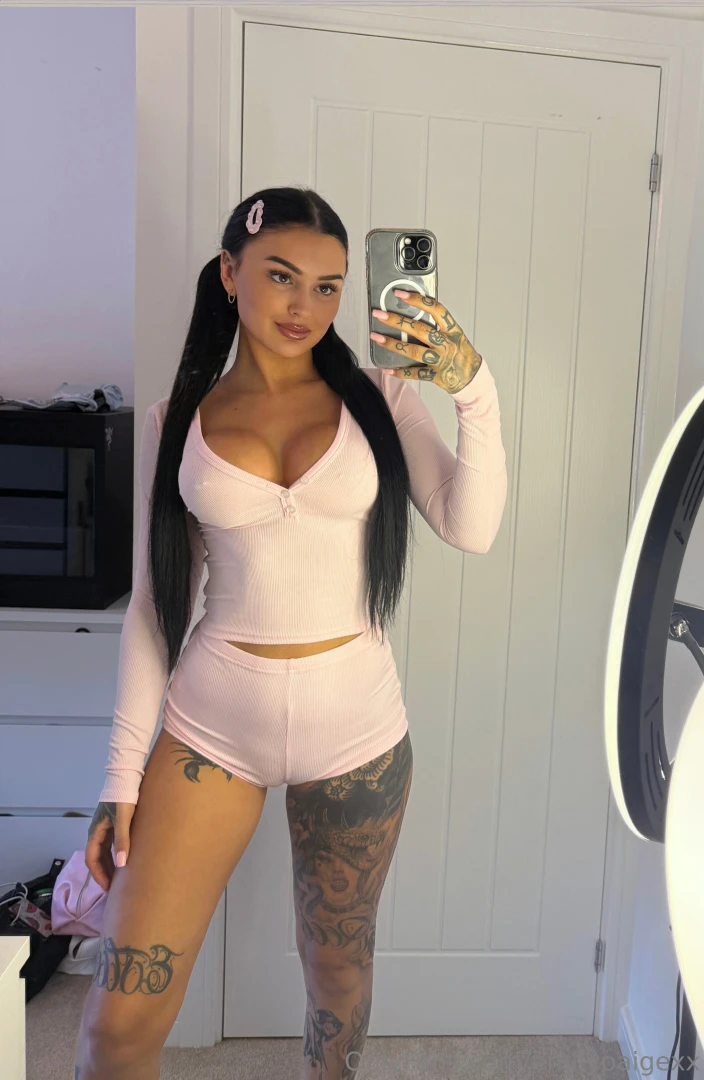 Pretty in pink part 2333 