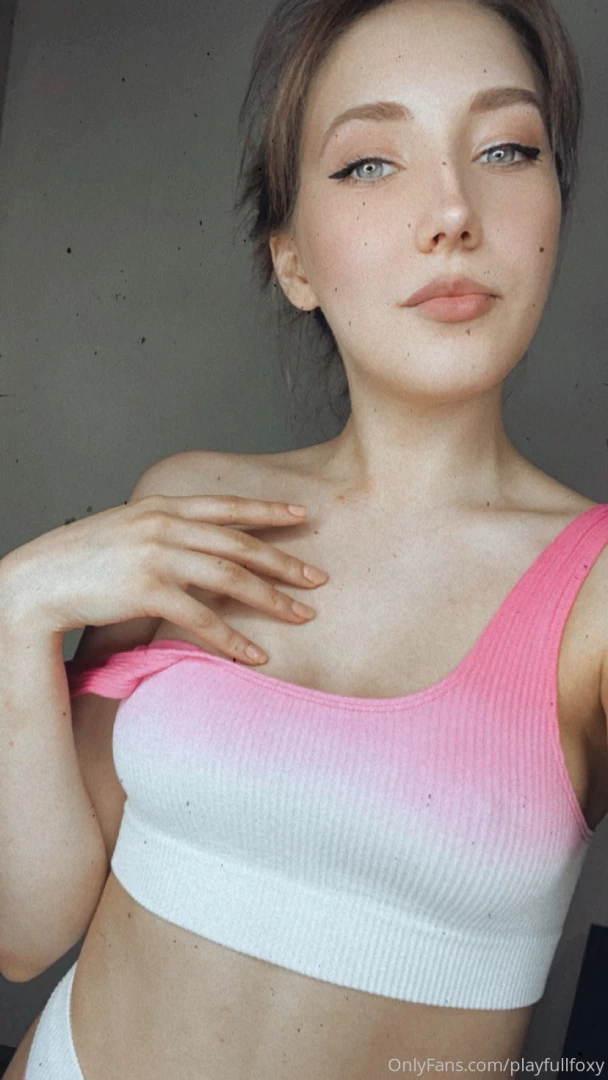 Yesterday i uploaded new nude photos to the vip account caption and 