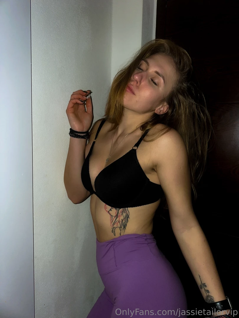 Your new addiction starts here come play with me 