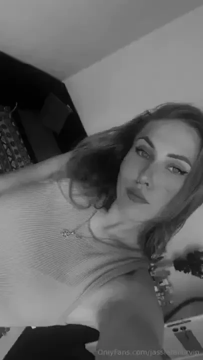 Feeling cozy and comfy today how about a chill hangout session 