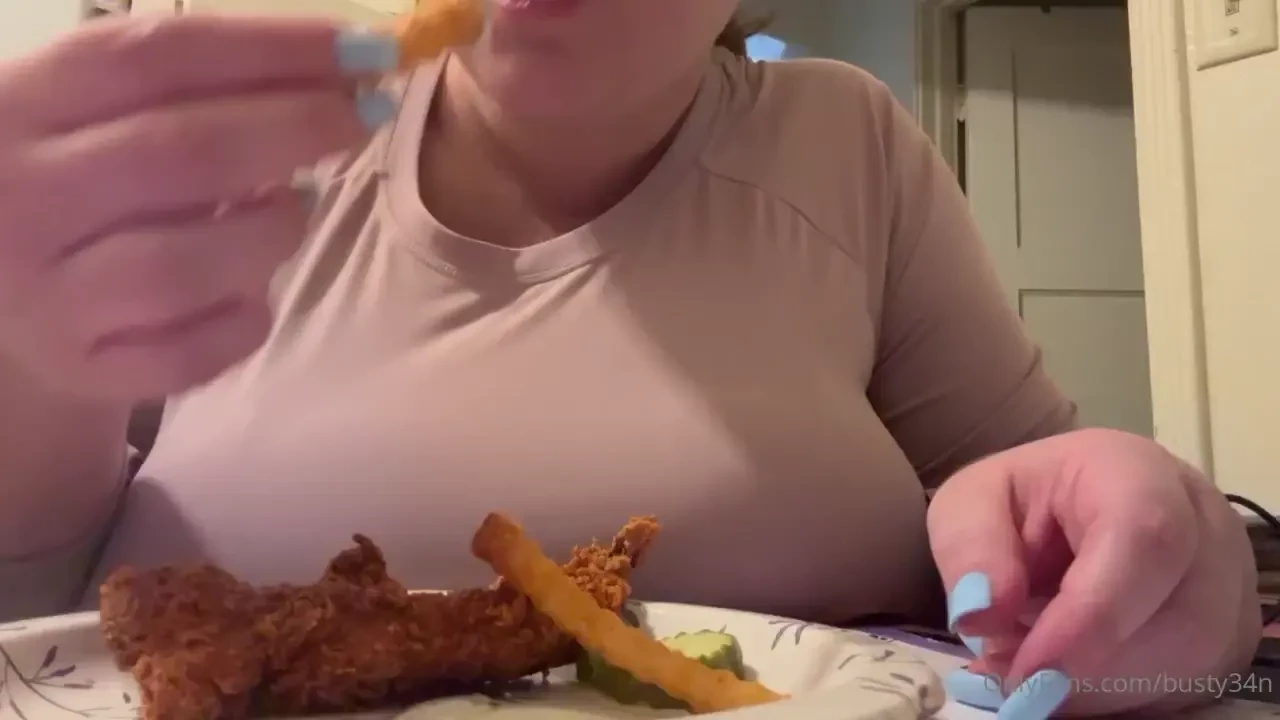 Anyone want to tip and treat your favorite goddess to dinner 