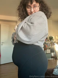 Not your regular skinny girl side profile