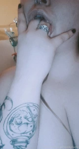 Idk why most of my content lately has been purely shower photos but