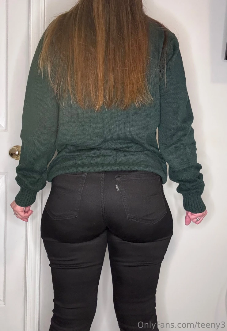 Outfit of the day and off to a christmas party 