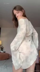 A little light striptease from me