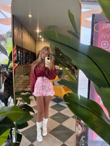 Hi everyone today went in for my favorite coffee iced latte and