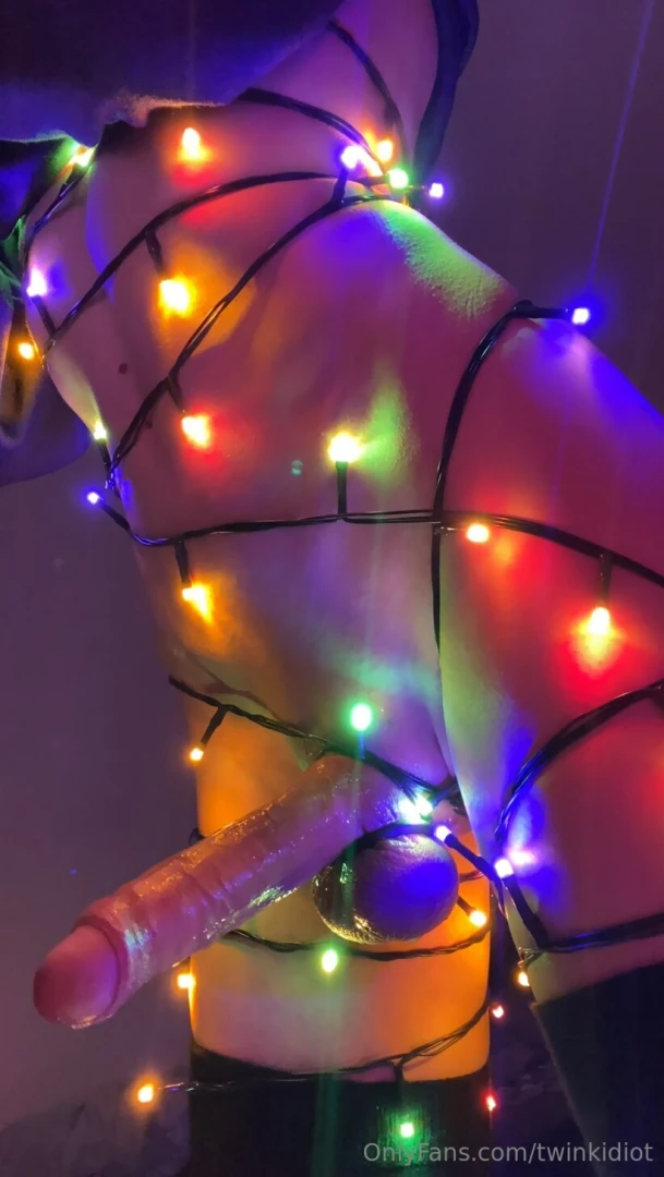 I need you to decorate my branch wink wink wink it s almsot part 4 