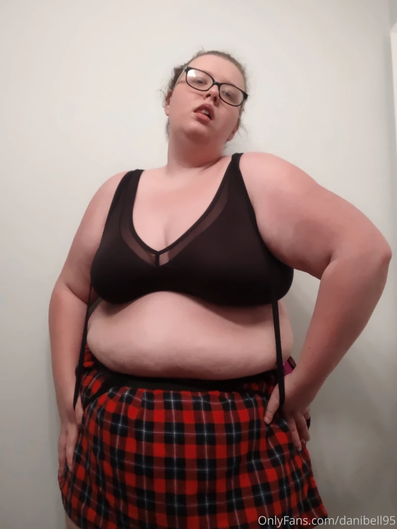 Decided to bring back the school girl outfit to show off my new part 4 
