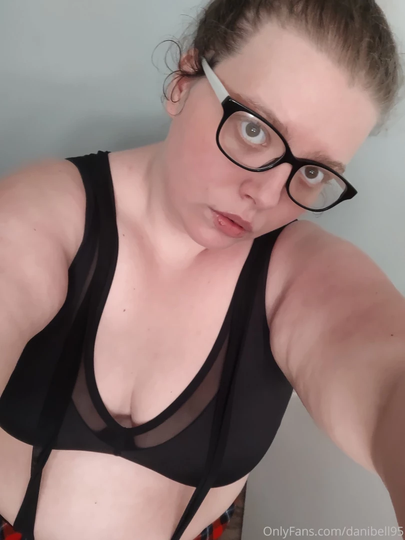 Decided to bring back the school girl outfit to show off my new part 2 