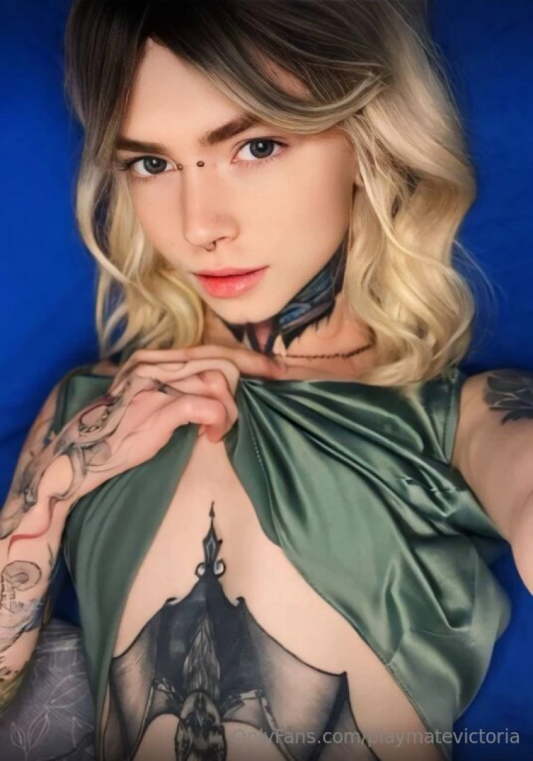 Sweet girl miki_kiki dreams about your hot kisses on her pink wet part 16 