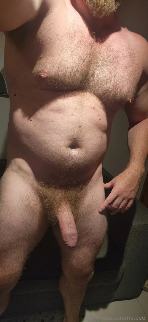 Thicc bush to tickle your balls 