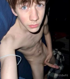 Helloooo i d like to be more active on chats feel free to dm me enjoy part 2