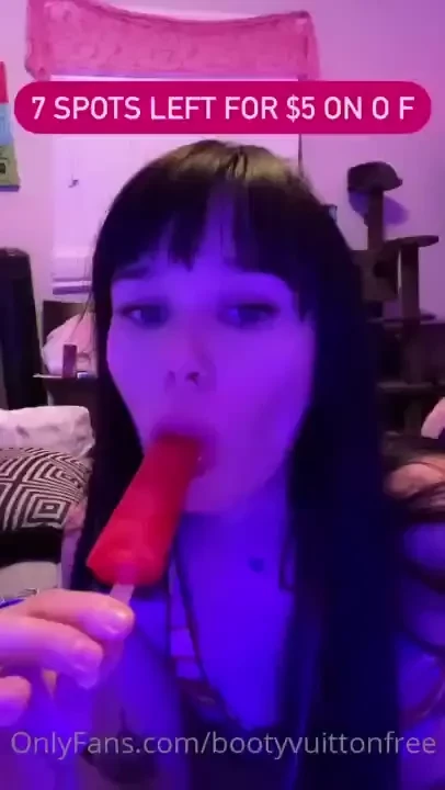 I love to suck on bootyvuitton onlyfans com bootyvuitton 