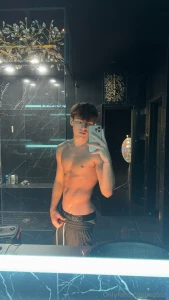 Like this if you want to be my valentine