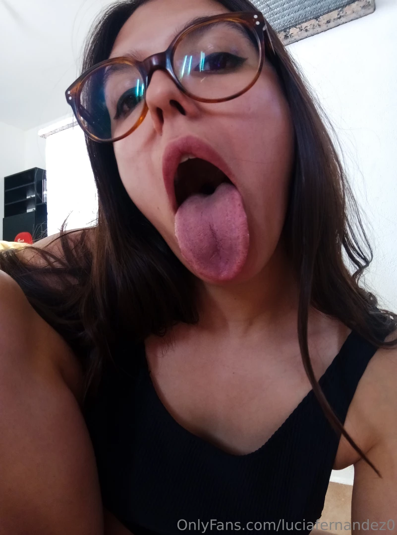 Come my tongue needs action 