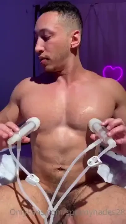 Using my nipple pump machine to orgasm 
