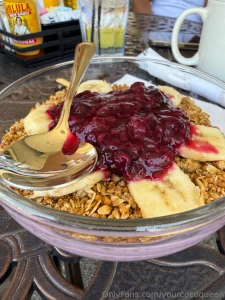 Starting my day sweet and a little messy just how i like it wanna be