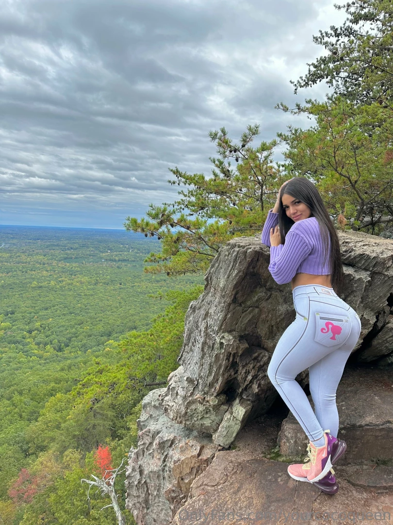 Will you pause our hike to creampie me baby 