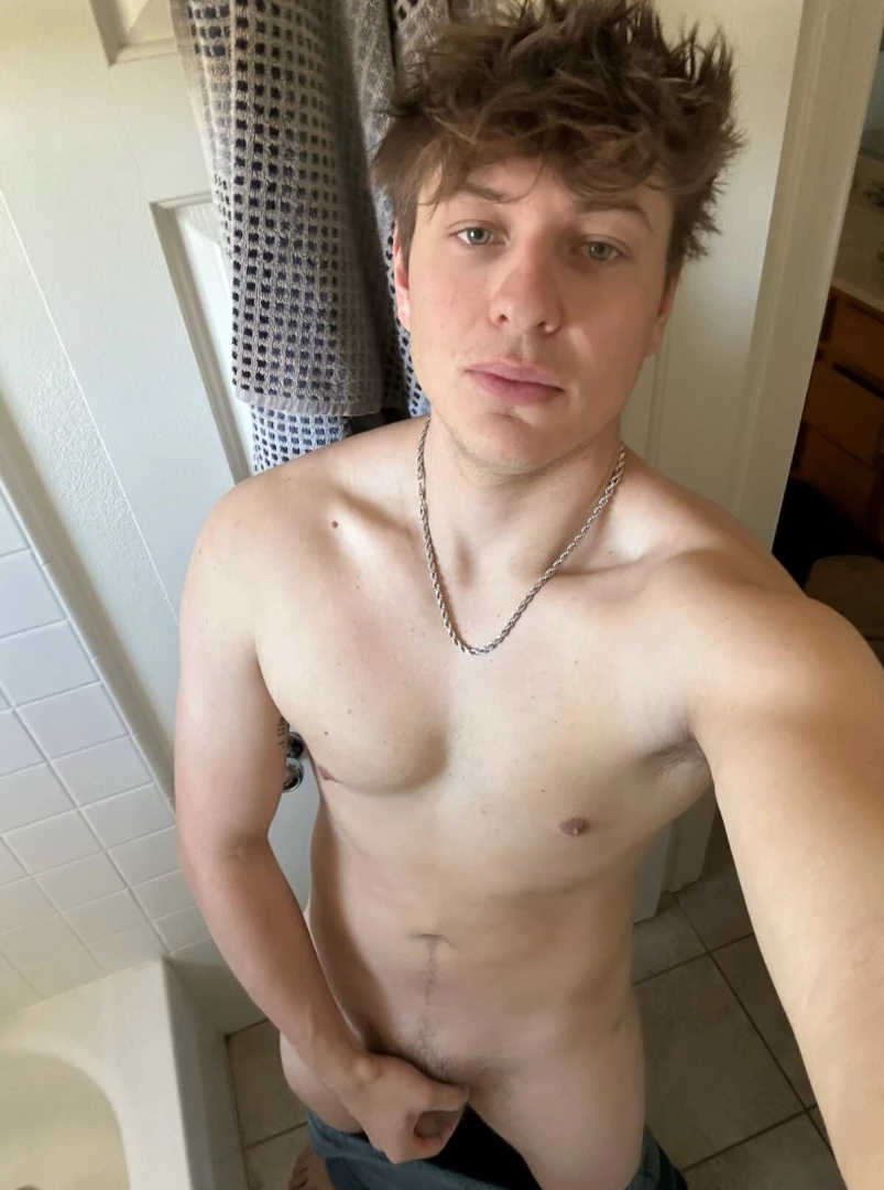 Need a shower buddy wanna join 