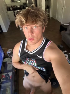 Trying to coach you on how to ride this dick