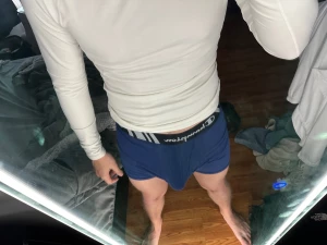 The morning bulge look sexy so i thought i d show you part 2