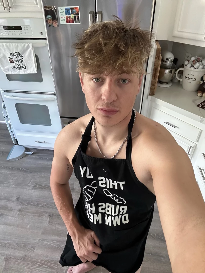 This guys rubs his own meat shoving this thick and juicy meat in your 