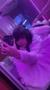 He started fingering me hehehe i felt cute in this outfit