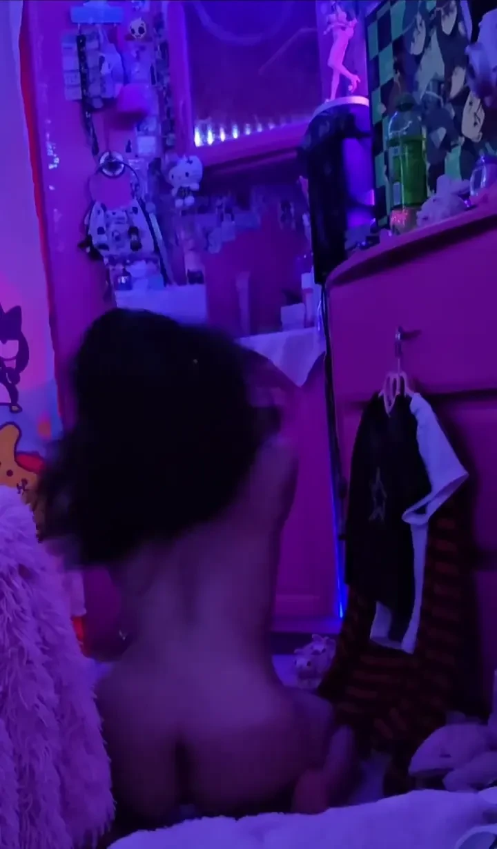 Gt w lt lmk if u recognize the song ahghah 