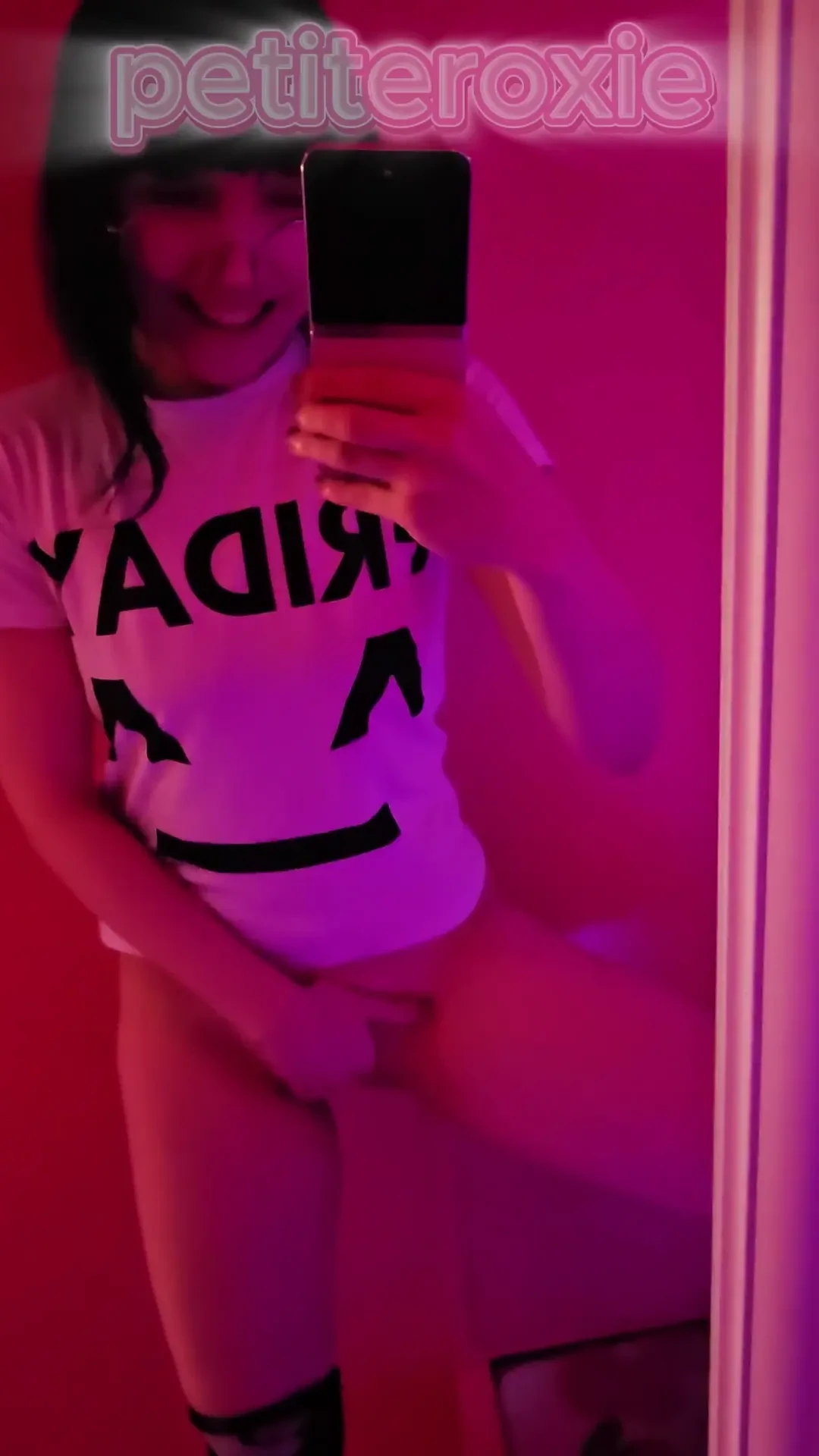 Horny friday _ gonna try doing picture previews sometimes nao too btw 